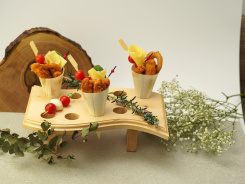 Drveni korneti + vijugavi stalak 